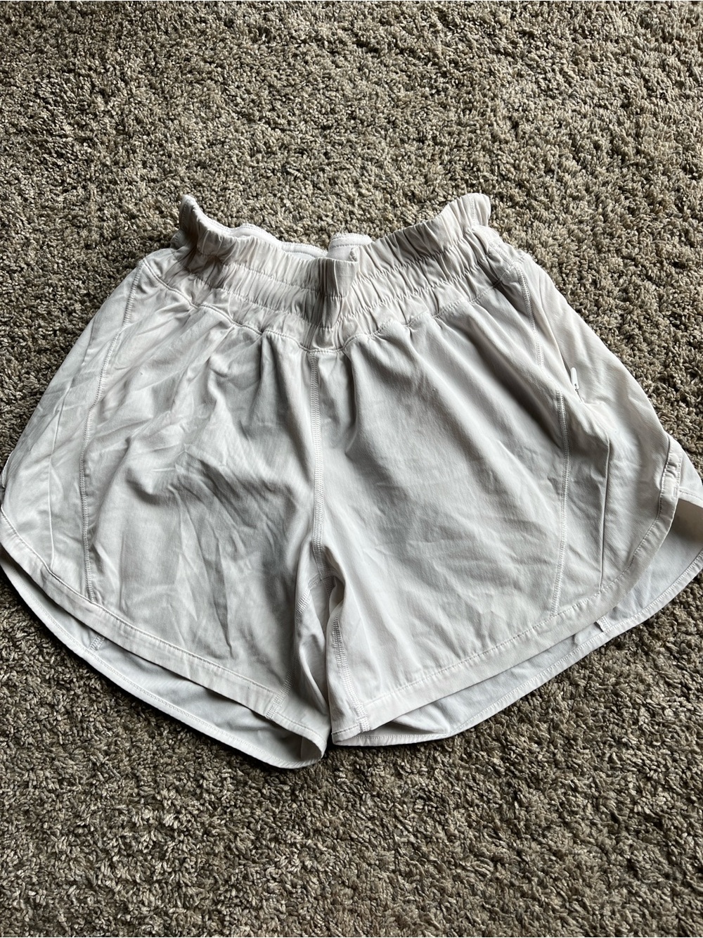 lululemon athletica White and Tan Ladies S-6 Athletic Skort with Drawstring
